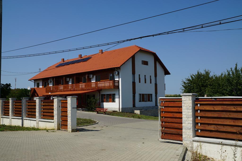 Pensiunea Casa Bunicului Mociu Экстерьер фото